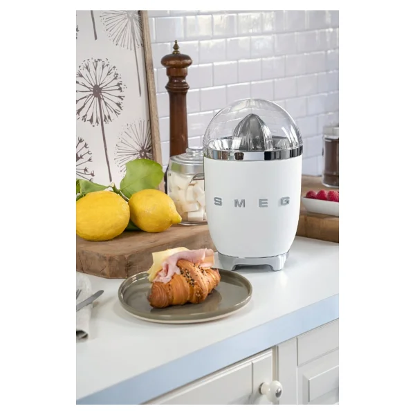 Smeg 50's Style Cjf01wheu Retro Beyaz Narenciye Sıkacağı - Görsel 7