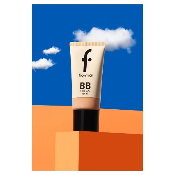 Flormar Hafif Yapılı & Yarı Parlak Bitişli Spf 20 02 Fair Light 35 Ml Bb Krem - Görsel 4