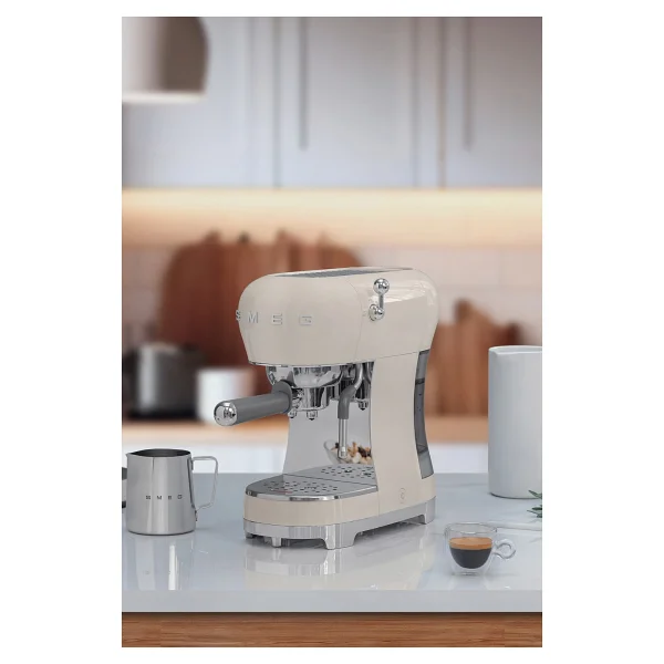 Smeg Ecf02creu Retro Krem Manuel Espresso Makinesi - Görsel 2