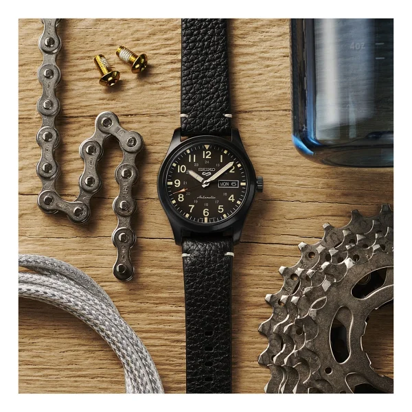 Seiko 5 Sports Field SRPG41 Deri Kordon Siyah Erkek Kol Saati - Görsel 4