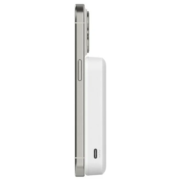 Belkin Boostcharge Pro Bpd007btwt Beyaz 8000 mAh Hızlı Şarj Magsafe Powerbank - Görsel 3