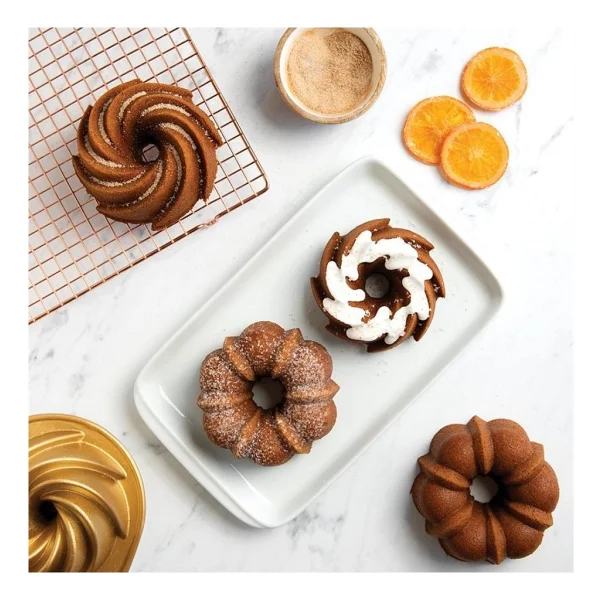 Nordic Ware Klasik Bundt Döküm 2'li Kek Kalıbı - Görsel 3
