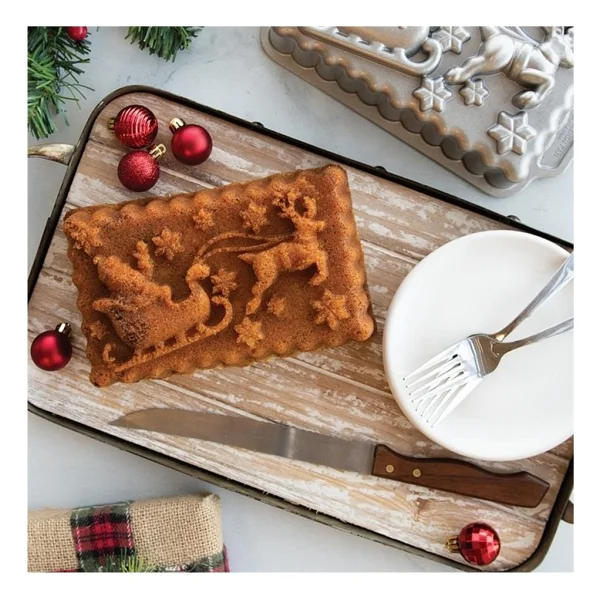 Nordic Ware Noel Baba'nın Kızağı Kek Kalıbı - Görsel 3