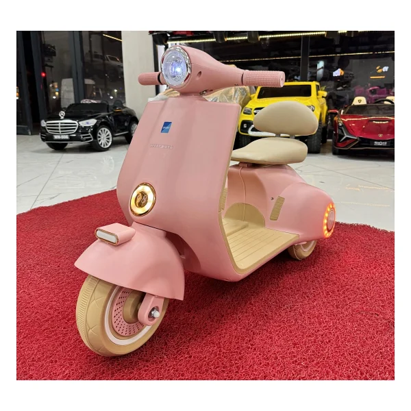 12 Volt Akülü Motor Vespa - Görsel 4