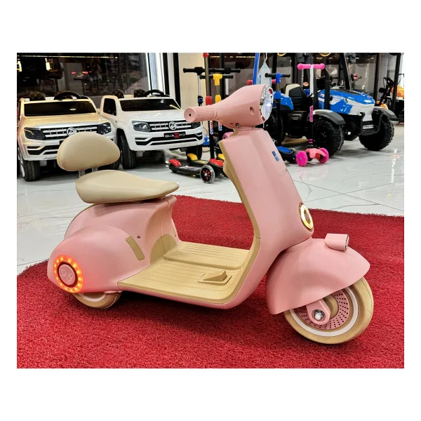 12 Volt Akülü Motor Vespa - Görsel 3