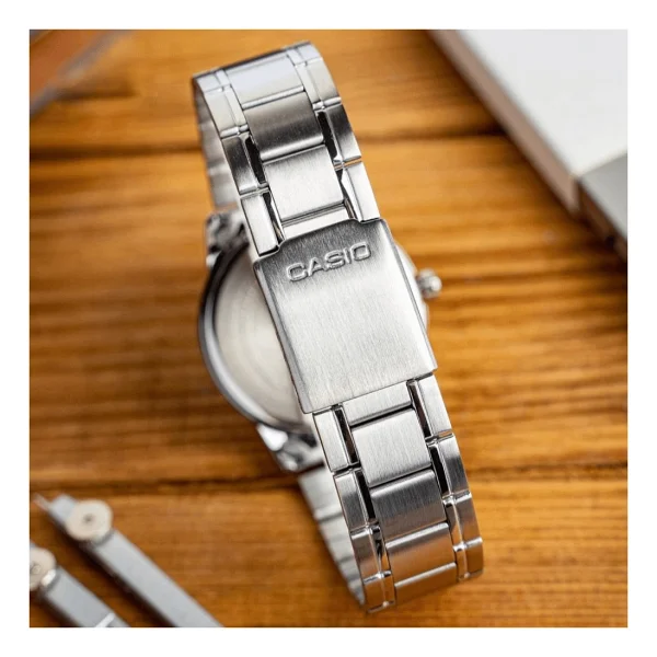 Casio Mtp-V002d-2b3udf Erkek Kol Saati - Görsel 6