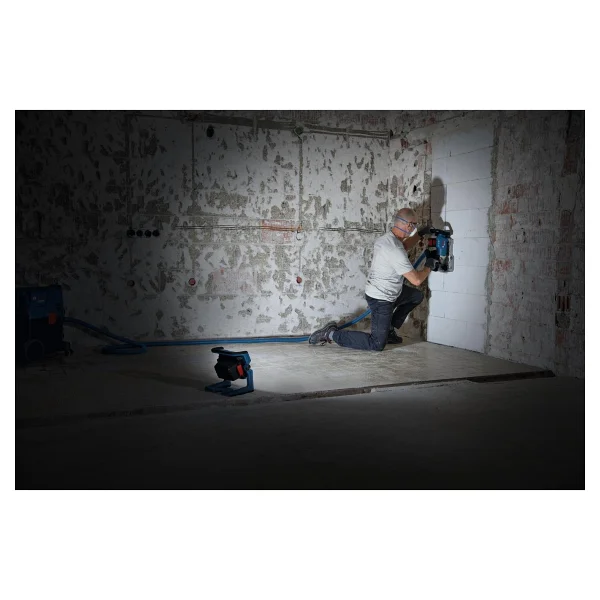 Bosch Pro GLI 18V-5000 Akülü Projektör - Görsel 3