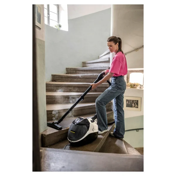 Karcher Yüksek Performanslı Buharlı Süpürge ve Vakum Makinesi 2200 Watt Güç 4 Kademeli Emiş Gücü 5 Kademeli Buhar Ayarlı Islak Kuru Temizleyici Karcher Sv 7 - Beyaz - Görsel 6