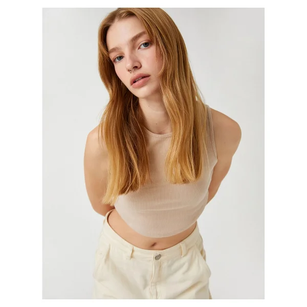 Koton Crop Atlet Bisiklet Yaka Fitilli Asimetrik Kesim - Siyah - Görsel 9