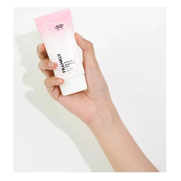 Frankly Bright Up Ton Eşitleyici Ve Aydınlatıcı 50 Ml 50 Faktör Pembe Güneş Kremi - Görsel 4