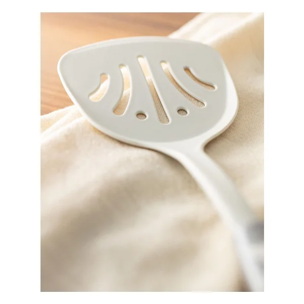 Madame Coco Chase Servis Spatulası - Görsel 3