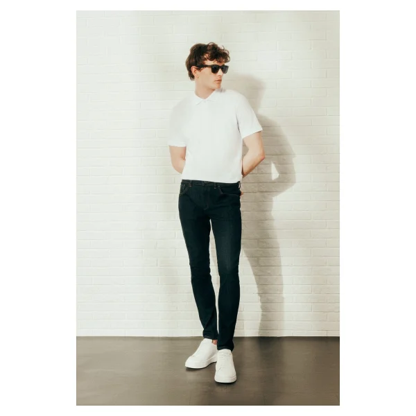 Altınyıldız Classıcs Erkek Beyaz %100 Pamuk Kıvrılmaz Pike Polo Yaka Slim Fit Dar Kesim Tişört - Görsel 2