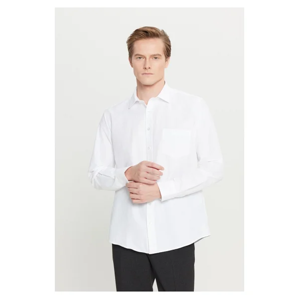 Altınyıldız Classics Erkek Beyaz Ütülemesi Kolay Non-Iron Comfort Fit Rahat Kesim Klasik Yaka Gömlek - Görsel 4