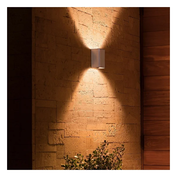 Philips Hue Resonate 2x8 W Çift Yönlü Inox Akıllı Bahçe Apliği - Görsel 6