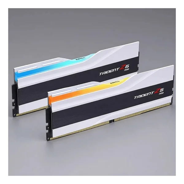 Gskill Trident Z5 RGB 32gb (2x16gb) 6000mhz DDR5 Cl36 RAM - Görsel 5