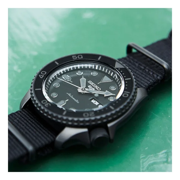 Seiko 5 Sports Skx Srpd79k Kumaş Kordon Siyah Erkek Kol Saati - Görsel 4