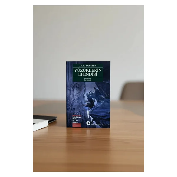 Yüzüklerin Efendisi 2: İki Kule - J. R. R. Tolkien - Görsel 4