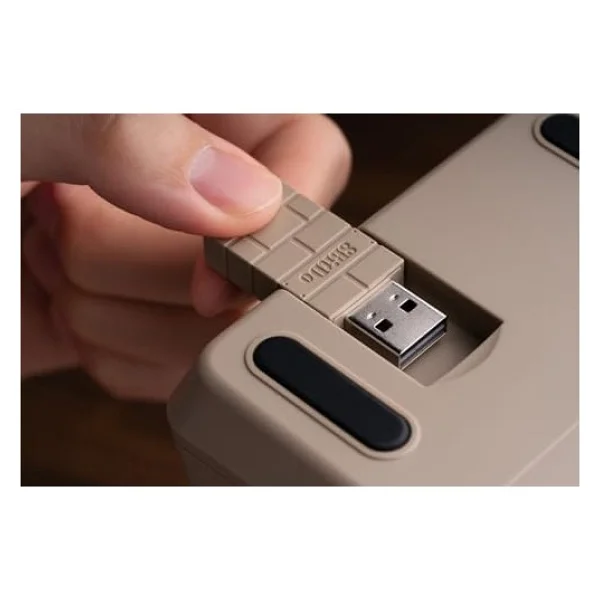8bitdo Retro 18 C64 Edition Mekanik Numerik Klavye - Görsel 3