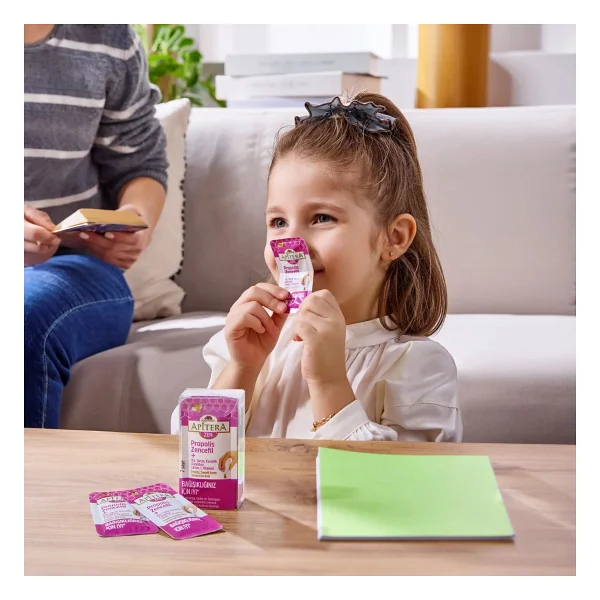 Balparmak Apitera Zen Doğal Bal, C Vitamini, Çinko, Selenyum, Zencefil, Tarçın, Karanfil, Karabiber, Limon Ve Propolis İçeren Takviye Edici 56'lı Saşe - 24 Gr - Görsel 3
