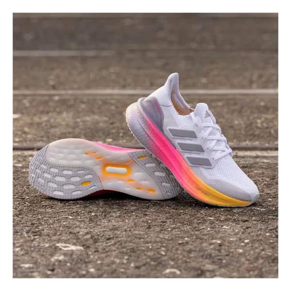 Adidas Ultraboost 5 Id8810 Beyaz-Pembe Erkek Koşu Ayakkabısı - Görsel 3