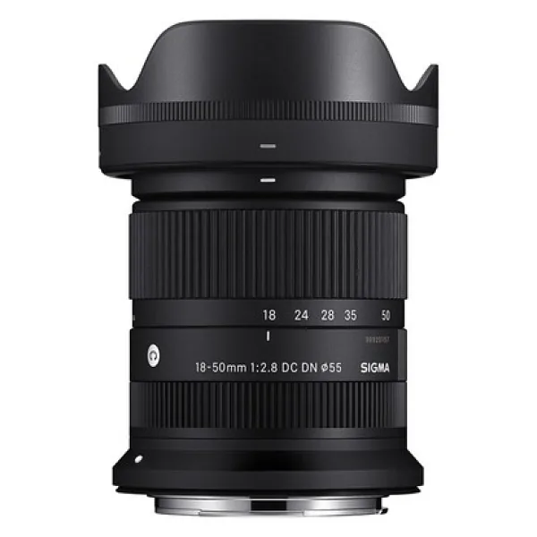 Sigma 18-50mm f/2.8 DC DN Contemporary Canon RF Lens