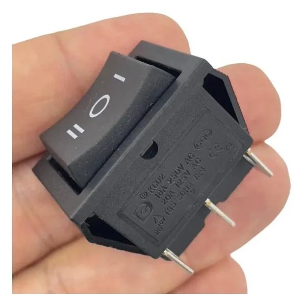 IC-108 Geniş Işıksız Anahtar On-Off-On 6P Siyah