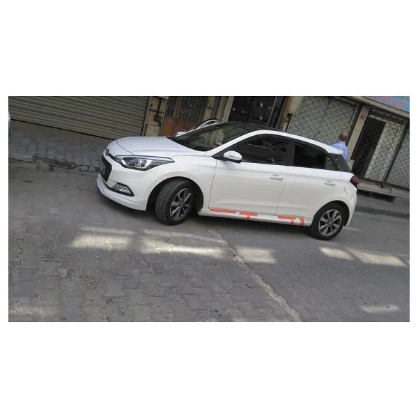 Hyundai i20 Yan Marşpiyel (Plastik)