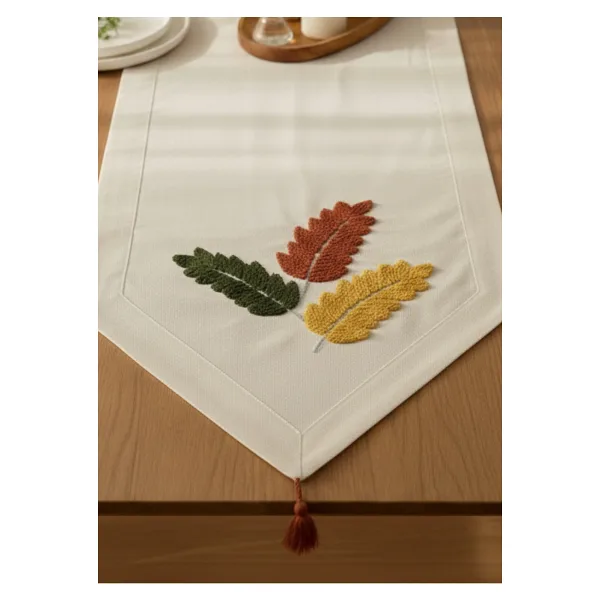 Destiva Home Buldan İşi Çiçek Desen Nakışlı Kırmızı Püsküllü Altıgen Pamuk Runner (40x130 cm)