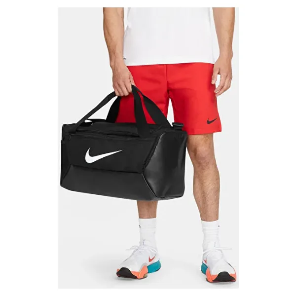 Nike Brasilia 9.5 DM3976-010 Siyah Spor Çantası