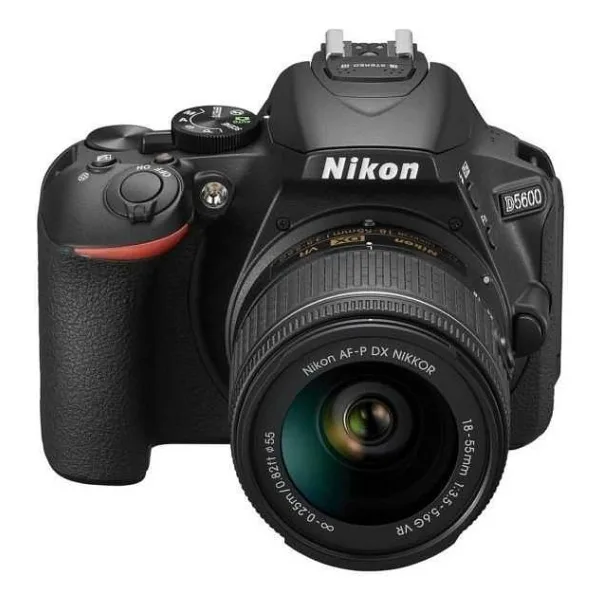 Nikon D5600 + 18-55mm Lens DSLR Fotoğraf Makinesi