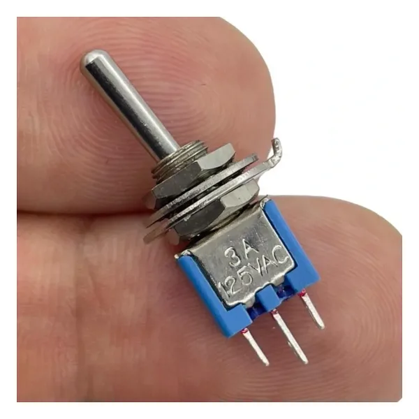 IC-137 Toggle Switch On-Off 5mm 3P SMTS-102