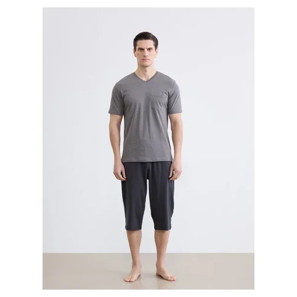 LC Waikiki Lc Waıkıkı Gri V Yaka Baskılı Erkek Şortlu Pijama Takımı
