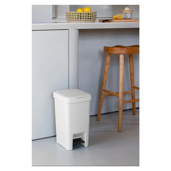 Brabantia Stepup Pedallı Plastik 16 Lt Çöp Kovası