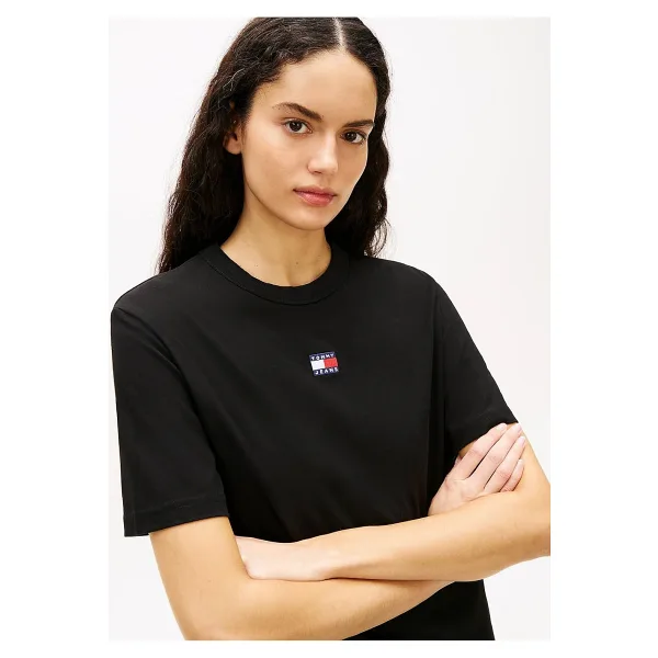Tommy Hilfiger Jeans Boxy Badge DW0DW22202 Kısa Kollu Bisiklet Yaka Kadın Tişört