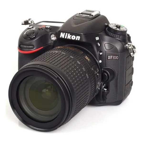 Nikon D7100 + 18-105mm Lens DSLR Fotoğraf Makinesi
