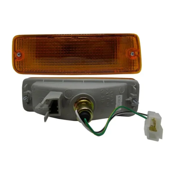 Tampon Sinyali Sağ Hilux 1989-1997 LN85