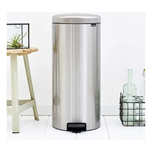 Brabantia Newicon Mat Çelik 30 lt Pedallı Çöp Kovası