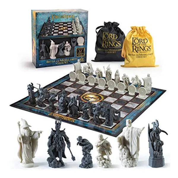 The Noble Collection Yüzüklerin Efendisi - Satranç Seti: Orta dünya için savaş