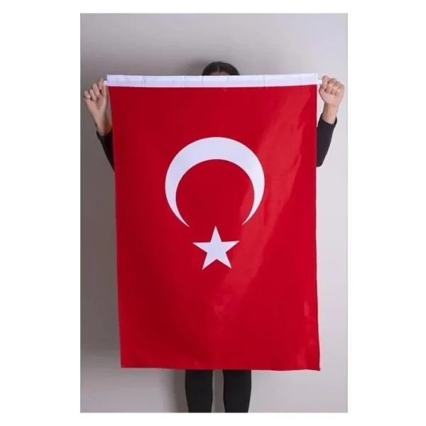 Premium Türk Bayrağı 70X105 cm - Solmaya ve Rüzgara Dayanıklı Raşel Kumaş