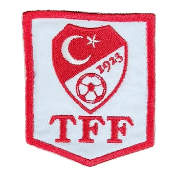 Kırmızı Süperlig Hakem Kokartı