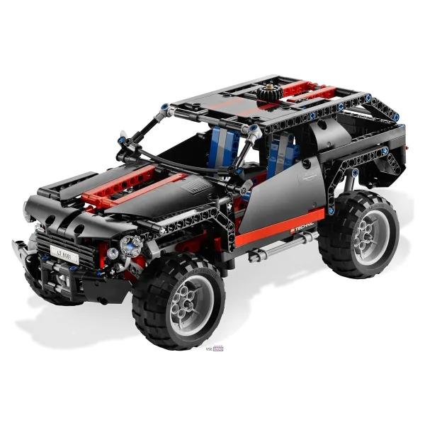 Lego 8081 Technic Extreme Cruiser Jeep