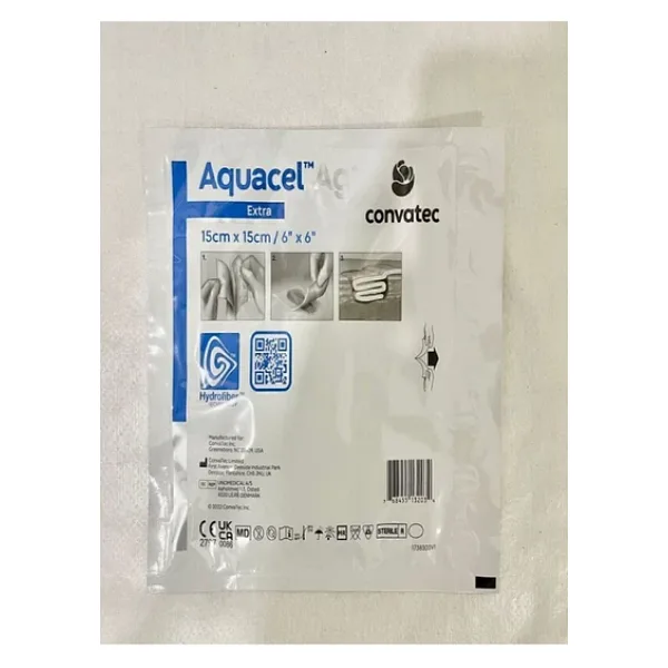 AQUACEL Ag 15x15 Cm Gümüşlü Hidrofiber Yara Örtüsü 1 ADET