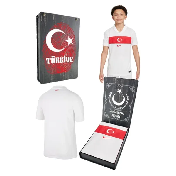 Türkiye Milli Takım Beyaz Çocuk Forması Orijinal Taraftar Forması Hediyelik Ahşap Kutulu