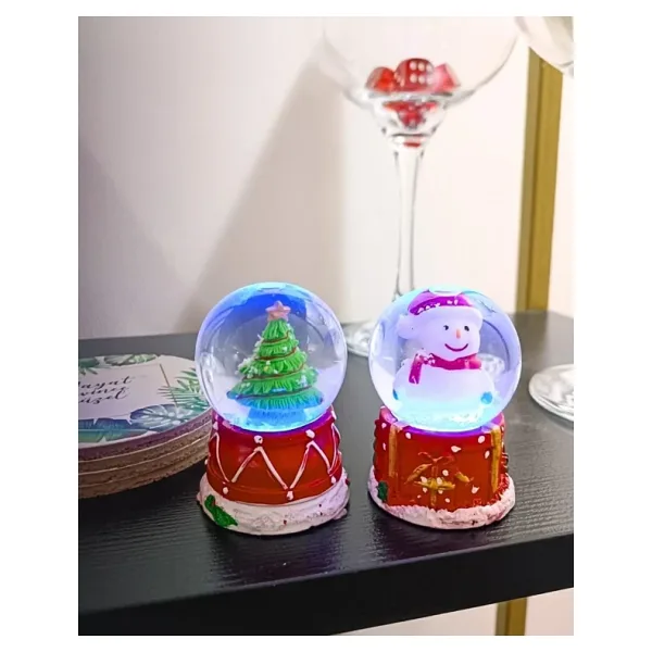 Yeni Yıl Işıklı Çam Ağacı Ve Kardan Adam Temalı Yılbaşı 2 Adet Mini Boy Işıklı Kar Küresi 6,5 Cm