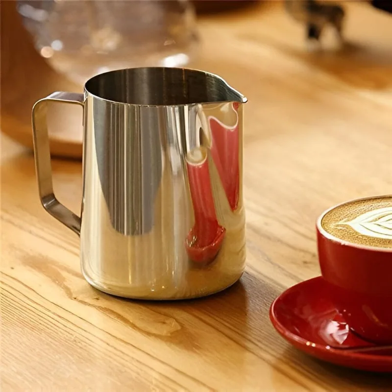 MallArt Paslanmaz Çelik Sütlük - Barista Süt Isıtıcı & Köpürtücü Latte Art Pitcher Küçük & Büyük Boy Seçenekli, Ocak Üstü Çelik Süt Potu (550 ml)
