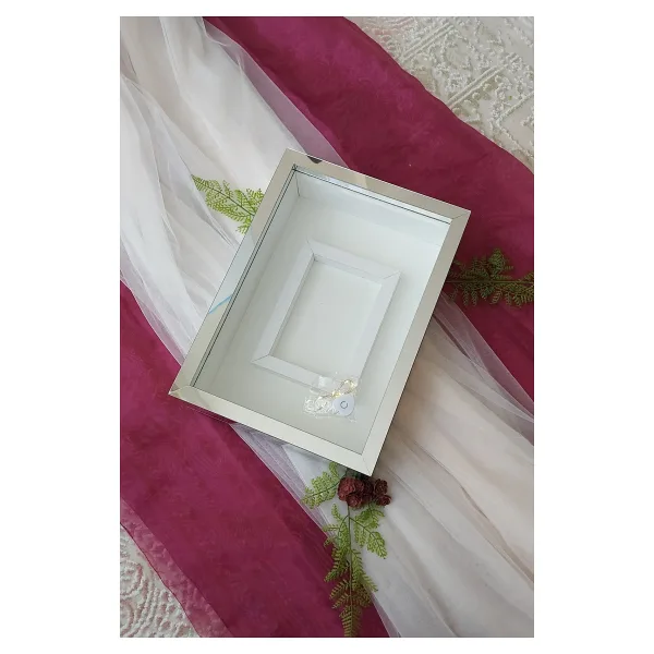 Verda Çerçeve 25x35 Cm Gümüş Renkli Yatay Fotoğraf Alanlı Model Tasarım Gül Kutusu Anı Çerçevesi! Isimsiz Ledli!