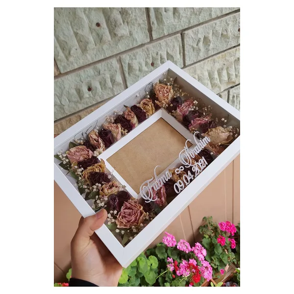 Verda Çerçeve Yeni Model 25x35 Cm Fotoğraf Alanlı Model Tasarım Gül Kutusu Anı Çerçevesi! Isimli Ledsiz